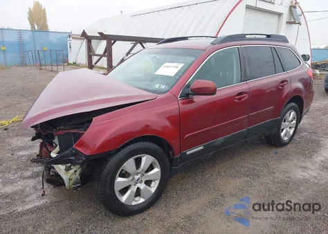 2011 Subaru Outback 2.5I Limited z USA, uszkodzony, nr VIN 4S4BRBKCXB3423425